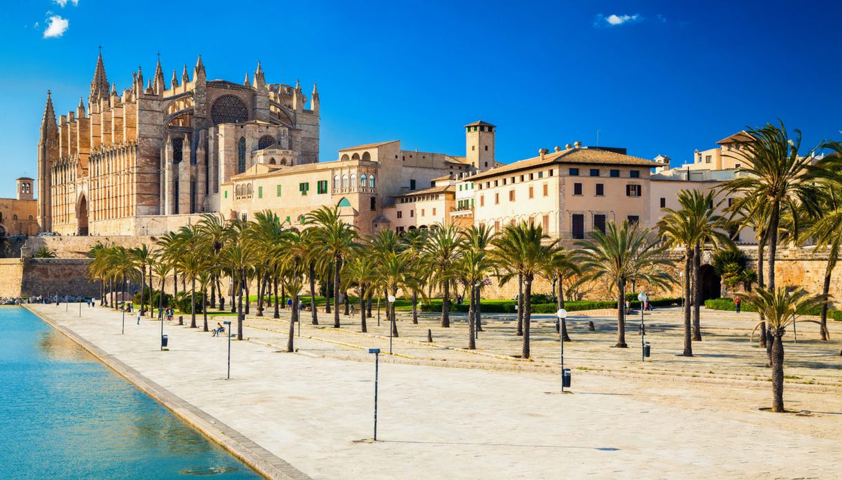 Attenzione Mettere molto abitanti maiorca camminare Coerente cucinando Attenzione Mettere molto abitanti maiorca camminare Coerente cucinando